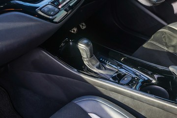 https://vehicle-cdn.autoleague.cloud/32225_81010346_22.jpg