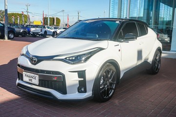 https://vehicle-cdn.autoleague.cloud/32225_81010346_4.jpg