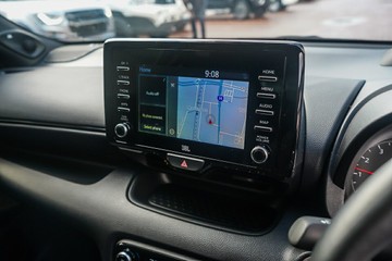 https://vehicle-cdn.autoleague.cloud/32225_81010347_16.jpg