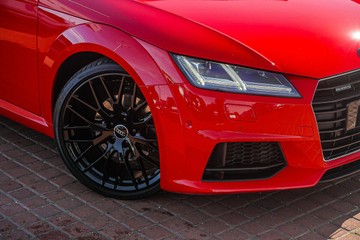 https://vehicle-cdn.autoleague.cloud/32225_81010354_2.jpg