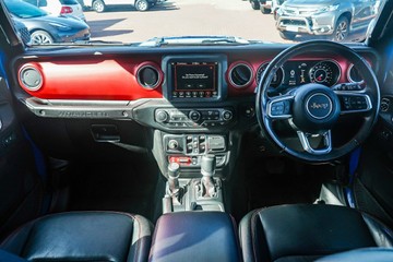 https://vehicle-cdn.autoleague.cloud/32225_81010364_10.jpg