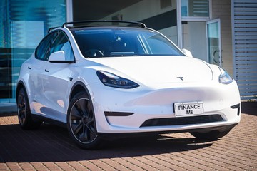 https://vehicle-cdn.autoleague.cloud/32225_81010369_1.jpg