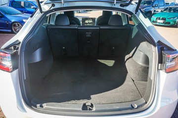 https://vehicle-cdn.autoleague.cloud/32225_81010369_10.jpg