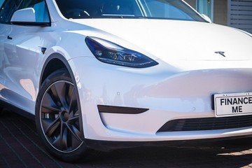 https://vehicle-cdn.autoleague.cloud/32225_81010369_2.jpg