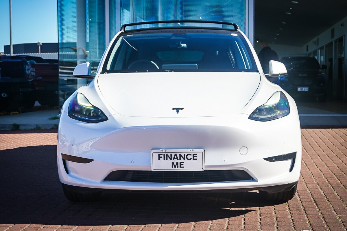 Tesla Model Y image 3