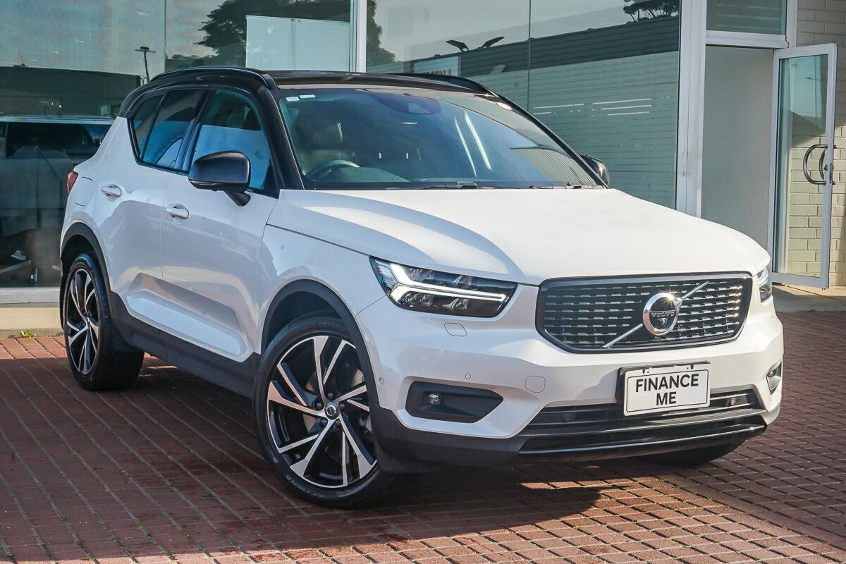 Volvo Xc40 image 1