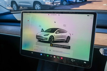 https://vehicle-cdn.autoleague.cloud/32225_81010379_16.jpg