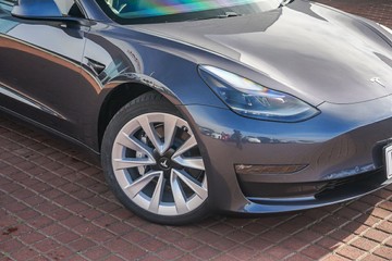 https://vehicle-cdn.autoleague.cloud/32225_81010380_2.jpg