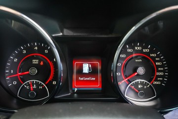 https://vehicle-cdn.autoleague.cloud/32225_81010381_16.jpg