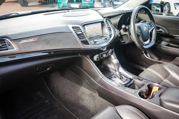 https://vehicle-cdn.autoleague.cloud/32225_81010381_21.jpg