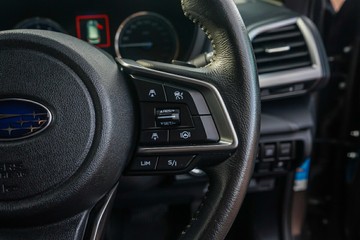 https://vehicle-cdn.autoleague.cloud/32225_81010383_14.jpg