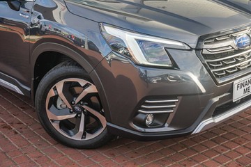 https://vehicle-cdn.autoleague.cloud/32225_81010383_2.jpg