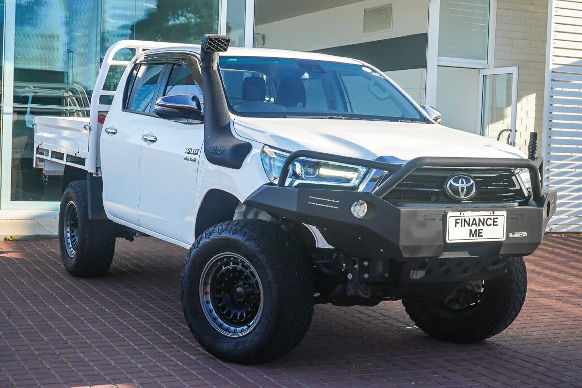 Toyota Hilux image 1