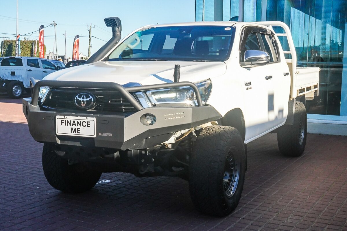 Toyota Hilux image 4