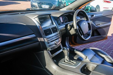 https://vehicle-cdn.autoleague.cloud/32225_81010390_21.jpg