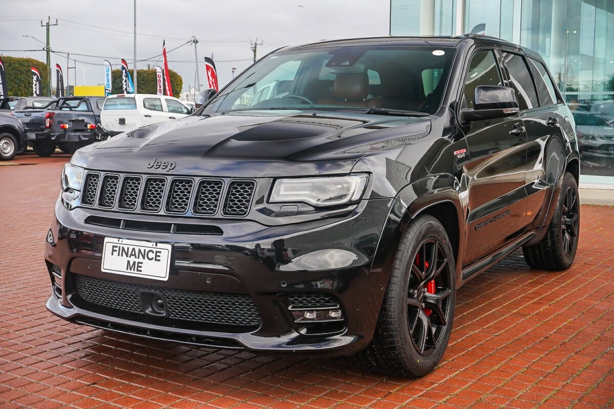 Jeep Grand Cherokee image 4