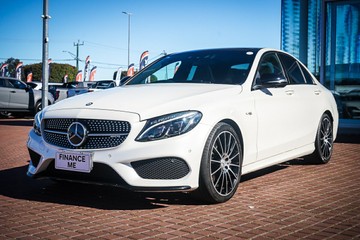 https://vehicle-cdn.autoleague.cloud/32225_81010434_4.jpg