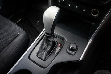 https://vehicle-cdn.autoleague.cloud/32225_81010437_18.jpg