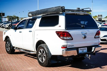 https://vehicle-cdn.autoleague.cloud/32225_81010437_6.jpg