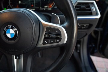 https://vehicle-cdn.autoleague.cloud/32225_81010453_17.jpg