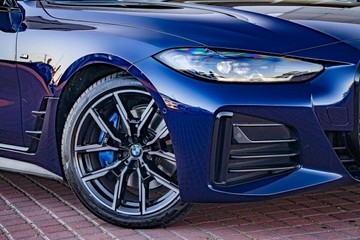 https://vehicle-cdn.autoleague.cloud/32225_81010453_2.jpg