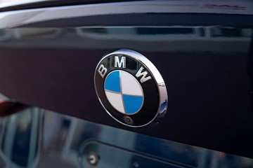 https://vehicle-cdn.autoleague.cloud/32225_81010453_25.jpg