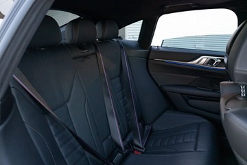 https://vehicle-cdn.autoleague.cloud/32225_81010453_8.jpg