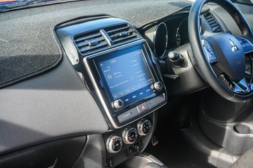 https://vehicle-cdn.autoleague.cloud/32225_81010454_21.jpg