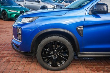 https://vehicle-cdn.autoleague.cloud/32225_81010454_5.jpg