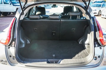 https://vehicle-cdn.autoleague.cloud/32225_81010468_11.jpg