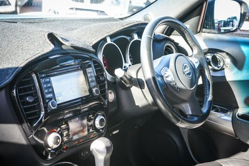 https://vehicle-cdn.autoleague.cloud/32225_81010468_22.jpg