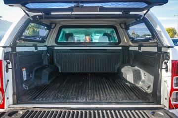 https://vehicle-cdn.autoleague.cloud/32225_81010472_10.jpg