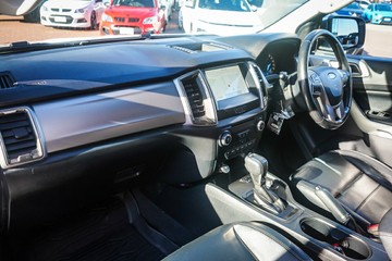 https://vehicle-cdn.autoleague.cloud/32225_81010472_21.jpg