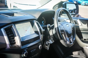 https://vehicle-cdn.autoleague.cloud/32225_81010472_22.jpg