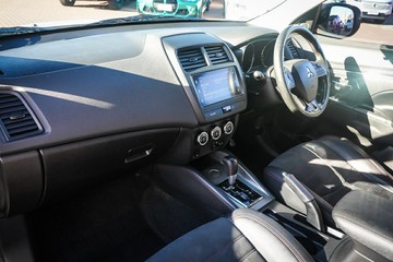 https://vehicle-cdn.autoleague.cloud/32225_81010492_21.jpg