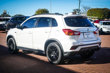 https://vehicle-cdn.autoleague.cloud/32225_81010492_6.jpg
