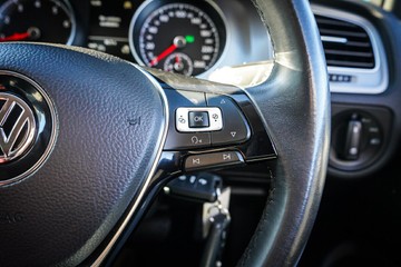 https://vehicle-cdn.autoleague.cloud/32225_81010508_17.jpg