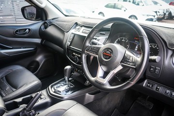 https://vehicle-cdn.autoleague.cloud/32225_81010519_11.jpg