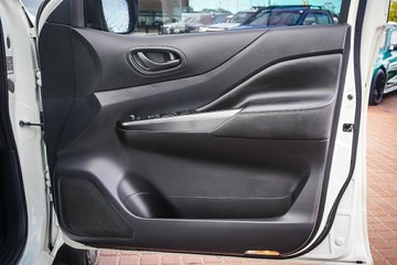 https://vehicle-cdn.autoleague.cloud/32225_81010519_14.jpg