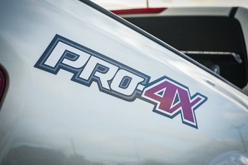https://vehicle-cdn.autoleague.cloud/32225_81010519_9.jpg
