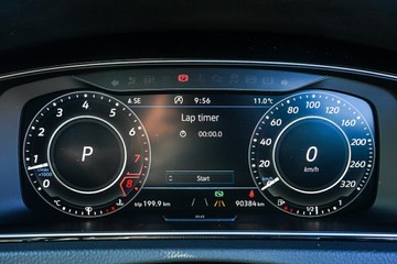 https://vehicle-cdn.autoleague.cloud/32225_81010542_16.jpg