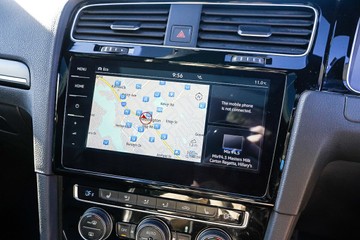 https://vehicle-cdn.autoleague.cloud/32225_81010542_19.jpg