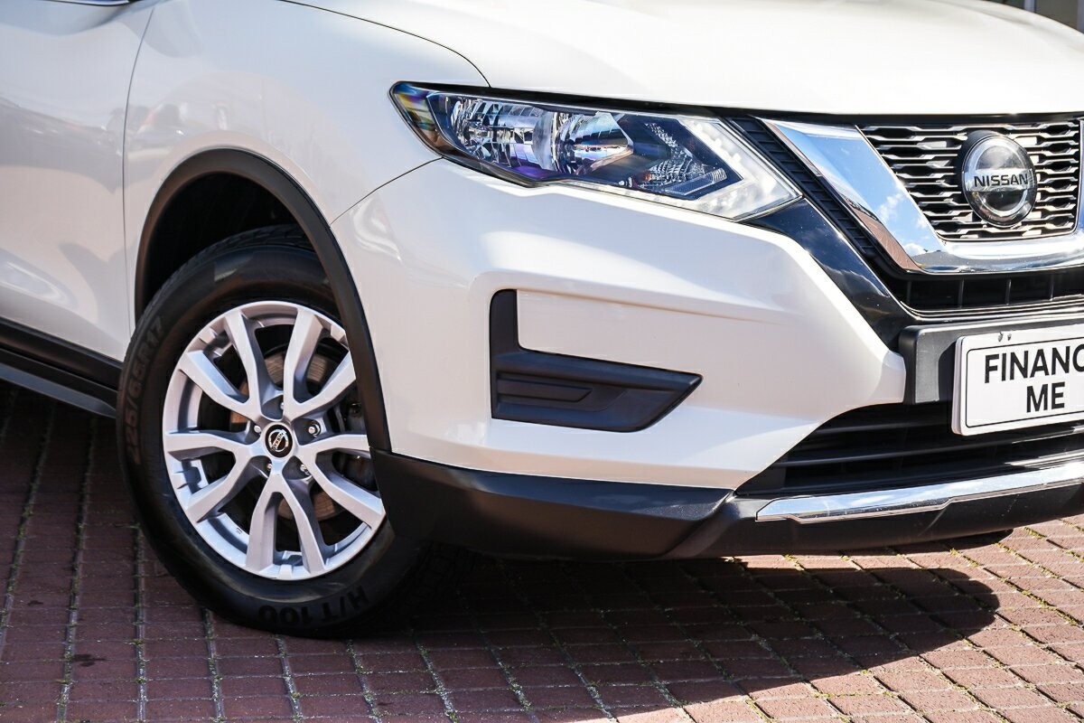 Nissan X-trail image 2