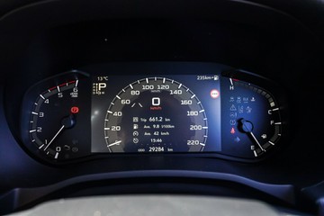 https://vehicle-cdn.autoleague.cloud/32225_81010551_16.jpg