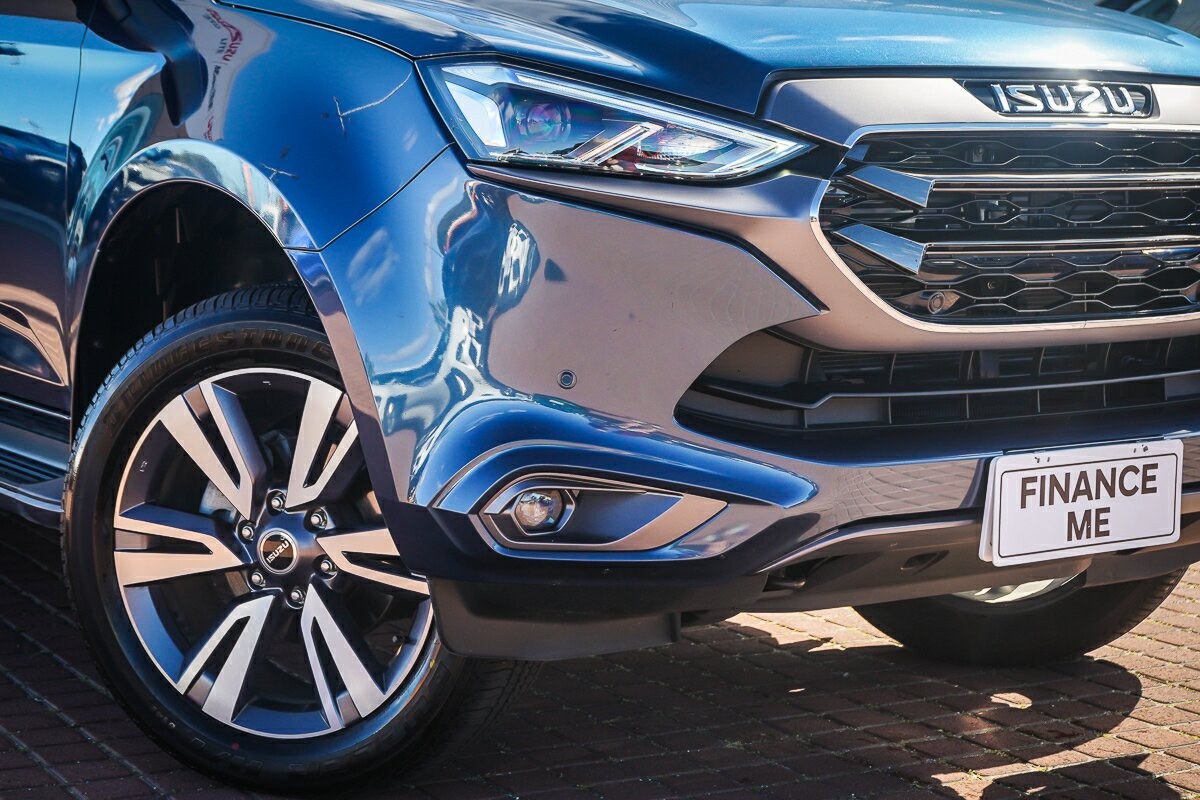 Isuzu Mu-x image 2