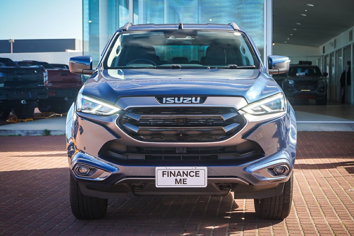 Isuzu Mu-x image 3