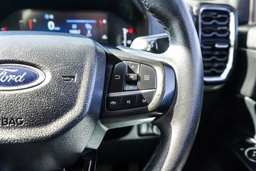https://vehicle-cdn.autoleague.cloud/32225_81010566_17.jpg
