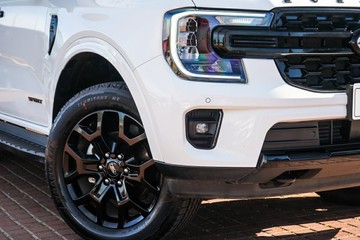 https://vehicle-cdn.autoleague.cloud/32225_81010566_2.jpg