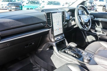 https://vehicle-cdn.autoleague.cloud/32225_81010566_20.jpg