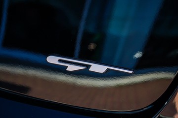 https://vehicle-cdn.autoleague.cloud/32225_81010569_10.jpg